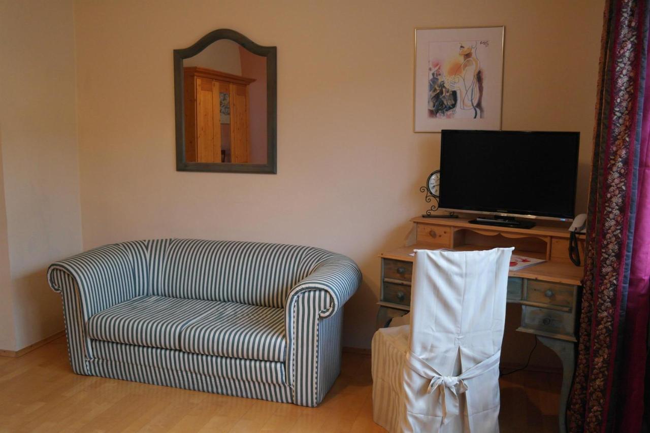 Gaestehaus Eschment Bissersheim Zewnętrze zdjęcie